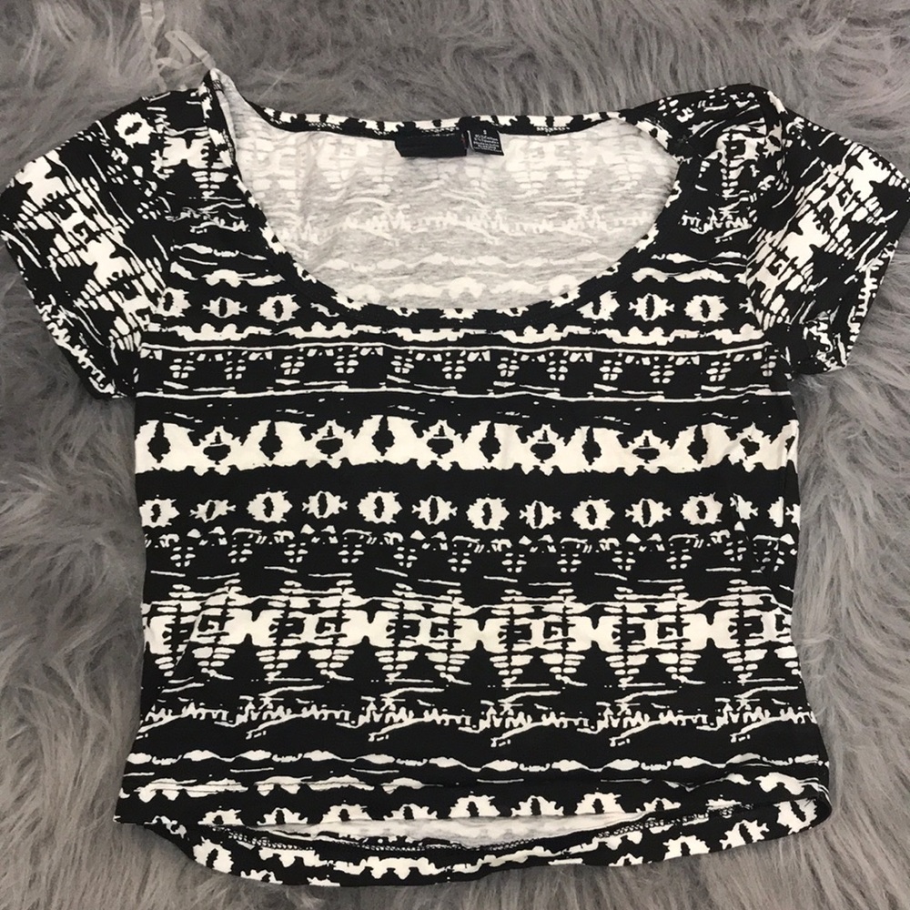 Crop top